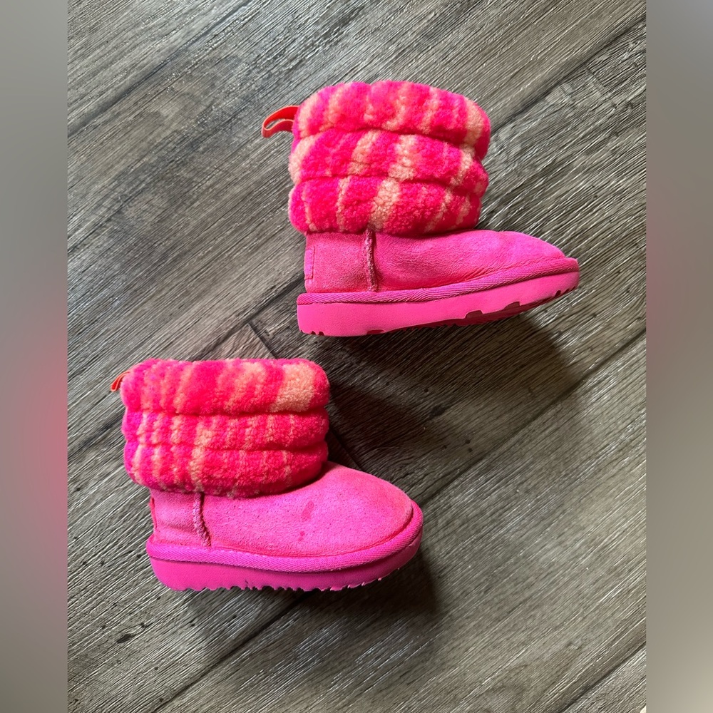 UGG Children’s Boots Pink